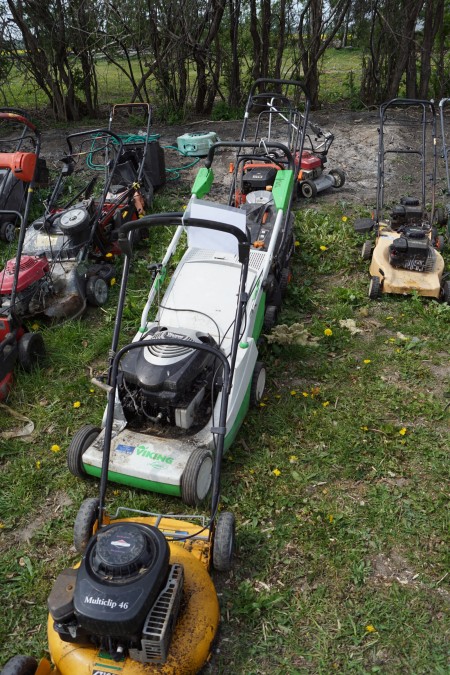 6 pcs lawn mower, condition unknown