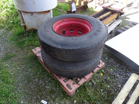 2 pcs tires for truck. In bad condition.