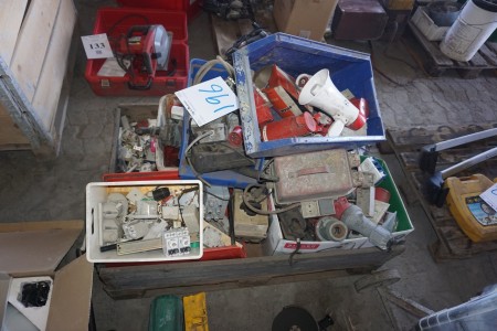 Pallet with various electrical items.