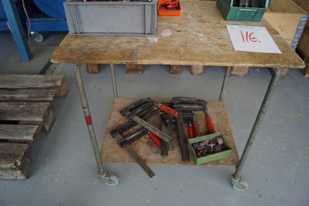 Various clamps + trolley 75x75x60 cm