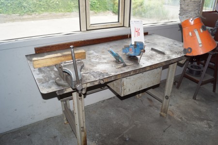 Arbejdsbord med skruestik og skuffe + 1 stk ekstra skruestik 90x85x170 cm
