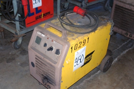 Esab welder LAX 320th Status unknown / faulty.