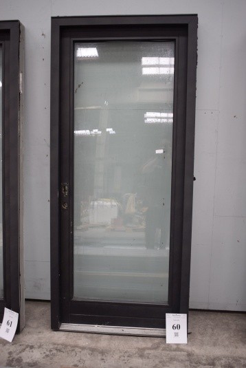 Velfach facade door. 224x105.5 cm. Wood / aluminum. Left inward