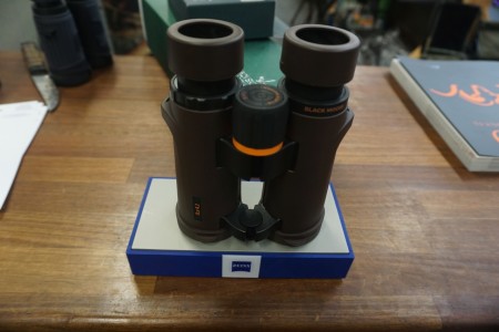 Black moose 8X42 Binoculars