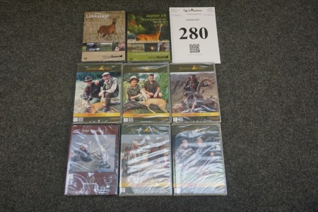 8 DVDs with hunting film