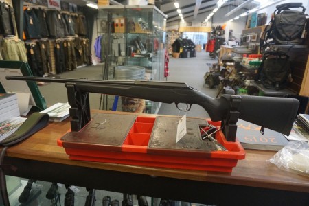 Tikka T3x kleines Gewehr mit Cal 308Win Lauflänge 49 cm