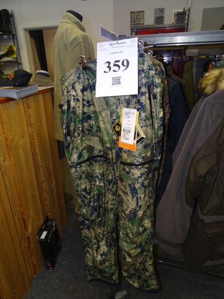 1 pair of hunting pants Gore tex brand Beretta size XL