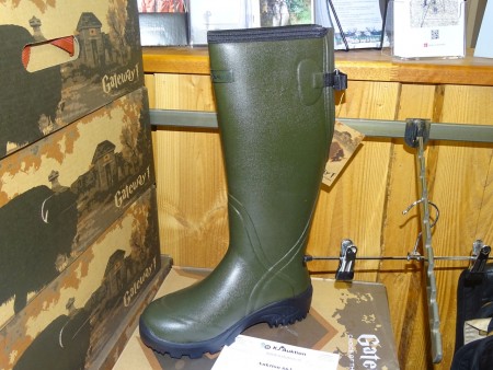 1 pair of hunting boots Gateway size 38.