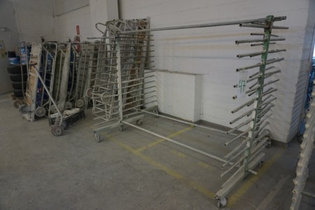 2 pcs. drying racks. Shaft length: 46.5 cm. Width: 240 cm.
