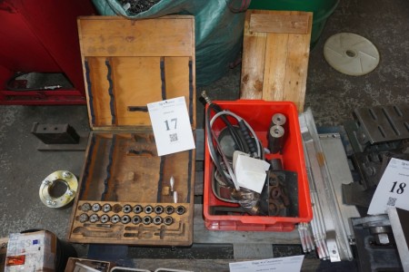 Box with tool holders, lifting eyes etc.
