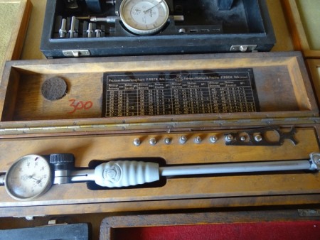 Measuring tools 0 to 45 mm.