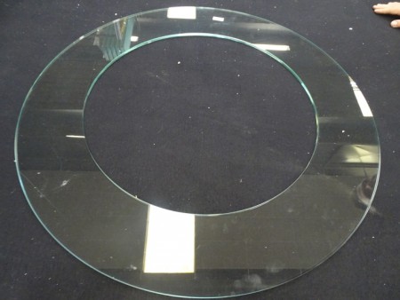Glass about 900 mm inside Ø 600 mm