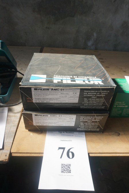 2 boxes of Fileur AMC 01 1.6 mm welding wire.