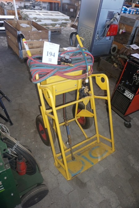 Oxygen and gas set with cart
