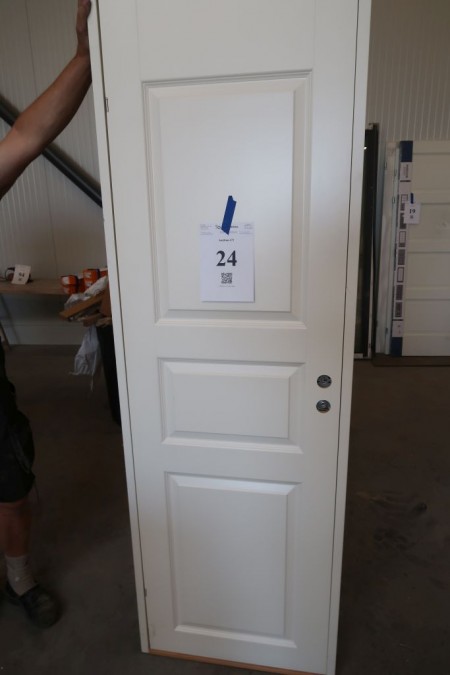 Filling door with frame, white. Frame dimensions: 69x208x13 cm