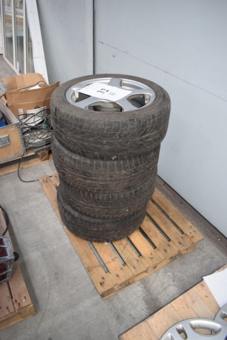 4 pcs. alloy wheels with tires. 195/50 15, Fits peugeot 208