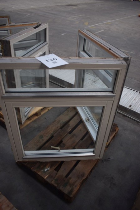 2 Stück Fenster, H: 112 cm, B: 95 cm