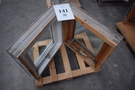 2 Stück Fenster, H: 59cm, B: 59cm