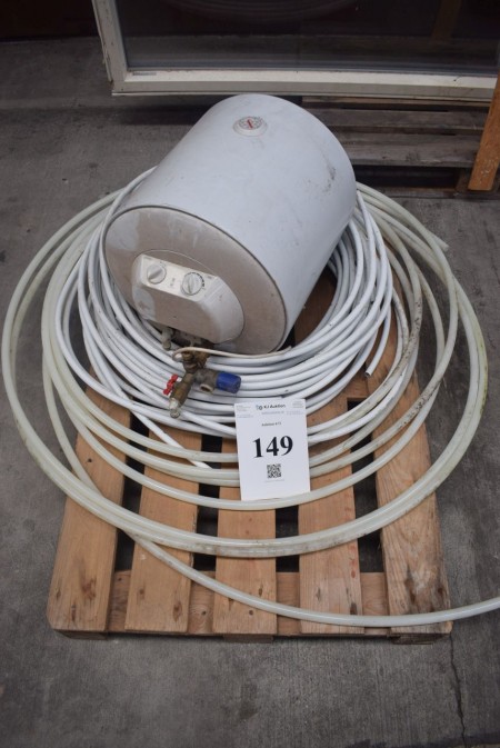 Electric hot water tank plus hoses