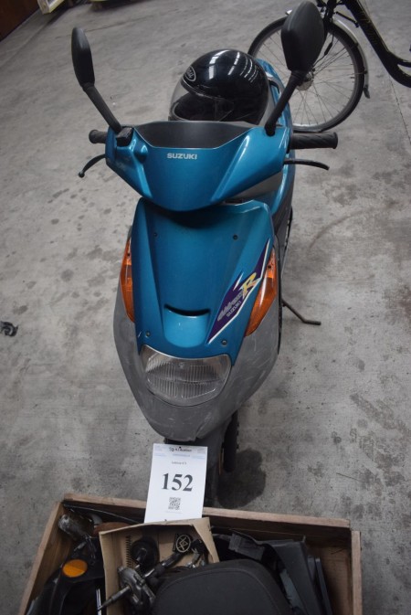 Suzuki scooter plus helmet and miscellaneous reverse parts key missing, cannot start