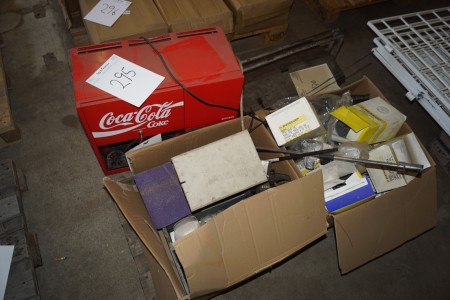 Cola automatic + various spare parts, tool box, etc.
