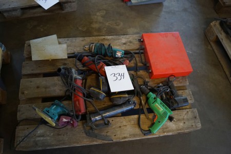 Pallet with various power tools everything is tested ok.