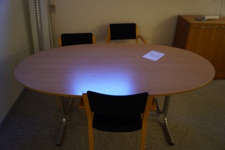 Oval meeting table with 3 chairs. 180x100 cm