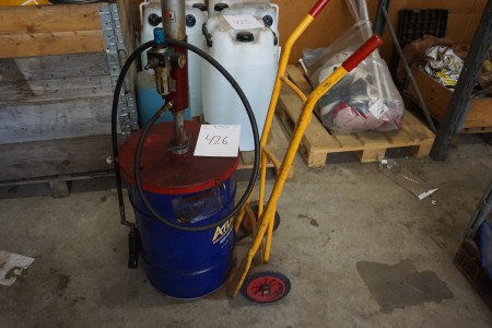 Grease pump for air.