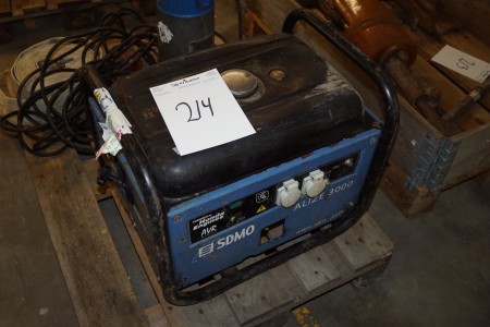 Benzin generator kan starte men ikke lave strøm mærke: SDMO ALIZE 3000