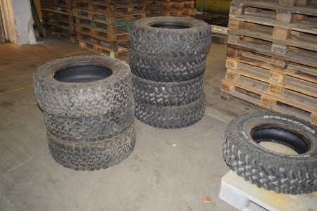5 Stück Reifen: LT 265/75 / R16 + 3 Stück Reifen: LT 265/60 / R18
