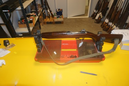 Salon rifle 2972 ​​US Carbin Cal 30 race length 60 cm Total length 90 cm