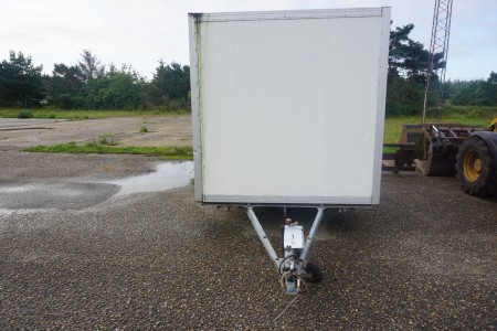 Closed trailer can not seem without plates 220x360x200 cm, without papers.