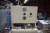 Hugs & Grebe Vakuumiermaschine mit Kassette für vorgefertigten Vakuumbeutel mit Räucherlachs oder Speck, Würstchen oder Käsestücken._x000D_ Kann während des Verpackungsprozesses automatisch CO2 oder Stickstoff absaugen und hinzufügen, bevor die Maschine 5