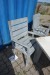 Havebord med 4 galvaniseret stole. 200x100x73 cm bordplade af beton 35 mm.