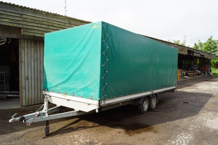 Trailer brand: Humbaur with pressing structure reg.no: BP2307 sold without plates