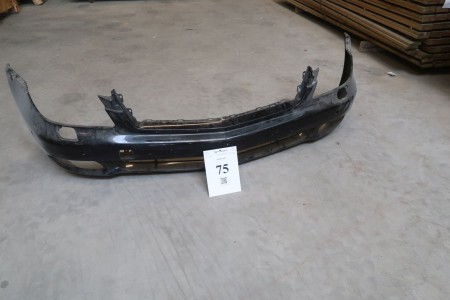 Front bumper for Mercedes, black. As well as 2 pieces. fog lights