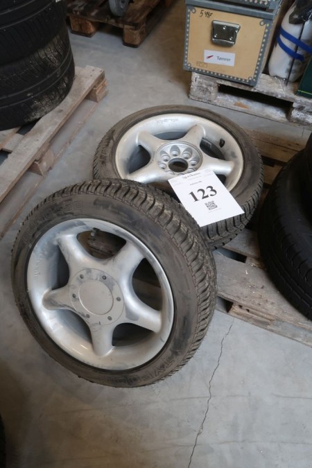 2 Stück Leichtmetallfelgen mit Reifen, 175 / 50R15, 4x100, 4x108 mm