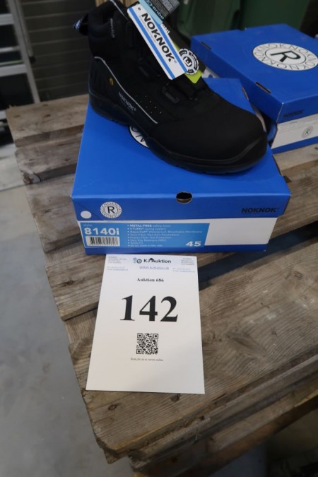 Safety shoes size 45 NOKNOK