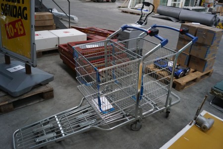 2 piece Shopping Cart. Mit Münzpfand 10/20 kr.