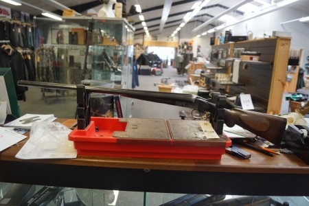 Krup Shotgun Kaliber 12-70 68 cm ausgeführt.