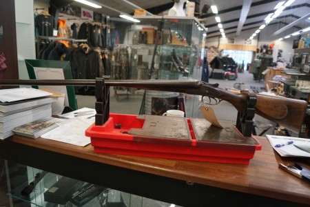 Male gun without cocks Caliber 16 races 79 cm