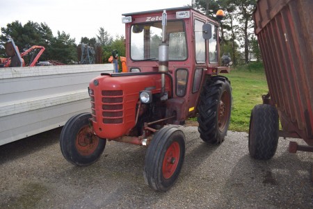 Tractor brand: zetor. Model: 3011th starts and runs. Without papers. Hours: 5912th