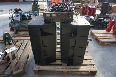 2 speakers, brand: EV + amplifier, brand: NAD.