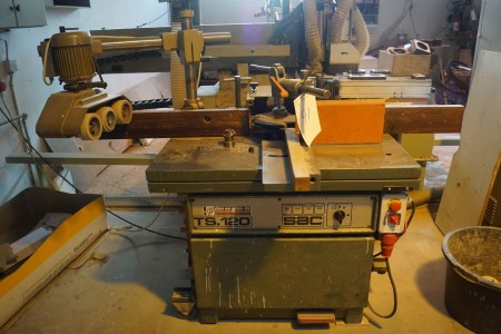 Milling machine SAC TS 120 with integrated roller table and 3 rollers puller.