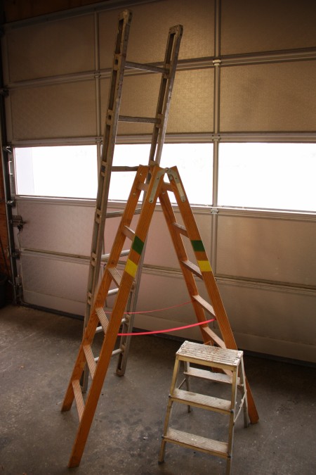 3 pieces rising, 1 piece. 6-stage Vienna + 1 pcs. staircase ladder + 8 step aluminum ladder.