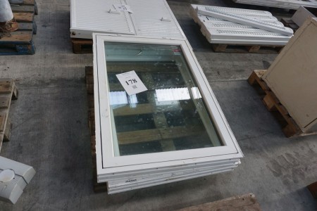 2 Kunststofffenster, B: 86, H: 122 cm.