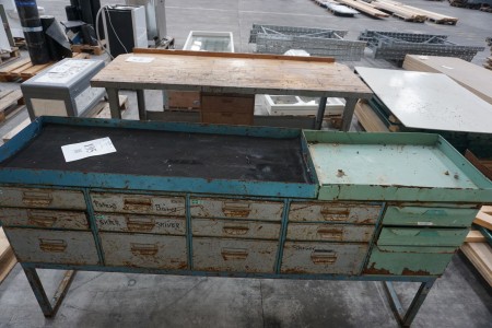 Workshop table with drawers, b: 202cm, d: 49cm, h: 96cm.