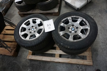 4 stk. BMW alufælge med dæk. Dæk str. 215*55-16