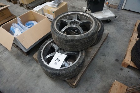 3 pieces. alloy wheels with tires. Str. 235/35 19 mm.