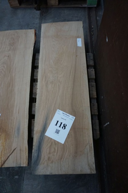 Untreated oak boards dried for 2 years L 138 cm and B approx. 43 cm